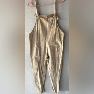 Women’s linen coveralls.
